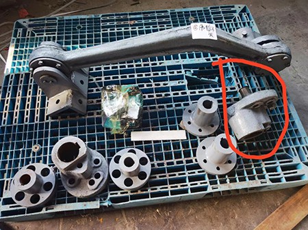 K3往復(fù)式給煤機(jī)配件裝車(chē)發(fā)貨 K3往復(fù)式給煤機(jī)配件裝車(chē)發(fā)貨