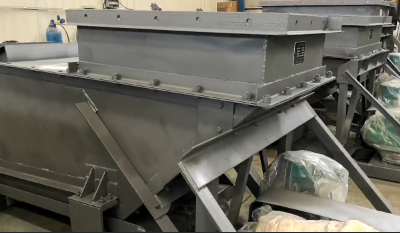 K3往復(fù)式給煤機(jī)現(xiàn)貨 K3往復(fù)式給煤機(jī)現(xiàn)貨